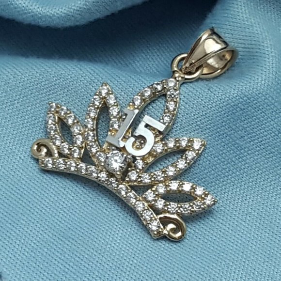 14K Multi Tone Two Tone Cubic Zirconias Quinceanera Tiara Crown 15 Pendant Charm - Picture 1 of 12